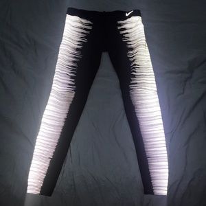 Nike reflective leggings